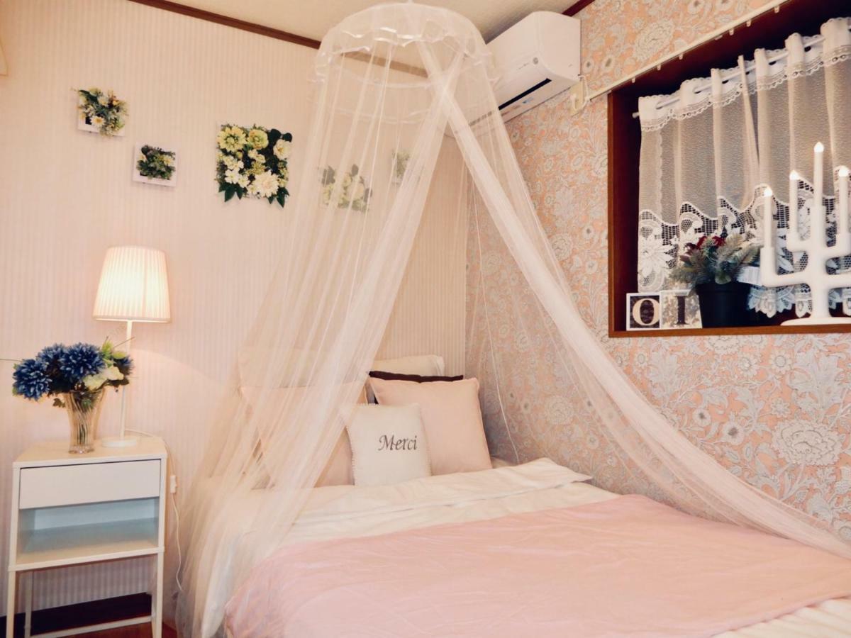 Hotel West Taisho Осака Экстерьер фото